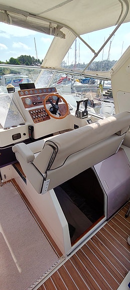 Motorbåt Polar 290 Monaco 7 of 29