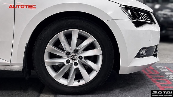 Skoda Superb 10 of 26