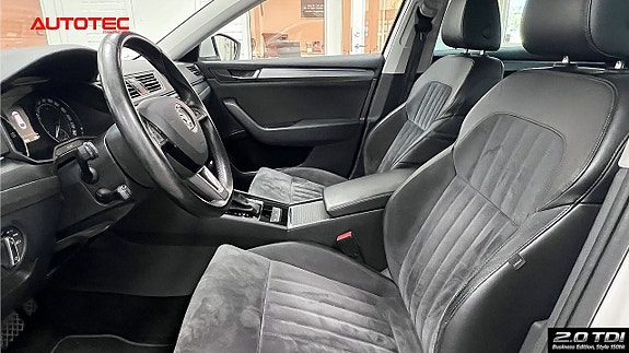 Skoda Superb 11 of 26