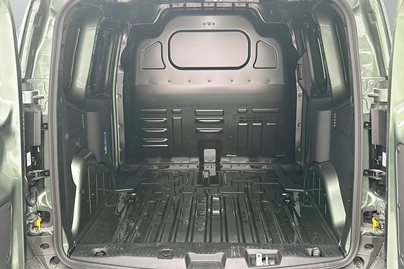 Ford E-Transit Courier 8 of 8