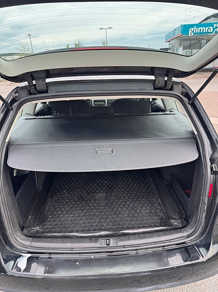 Volkswagen Passat 5 of 13