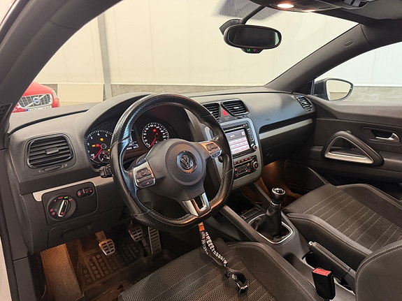 Volkswagen Scirocco 13 of 24
