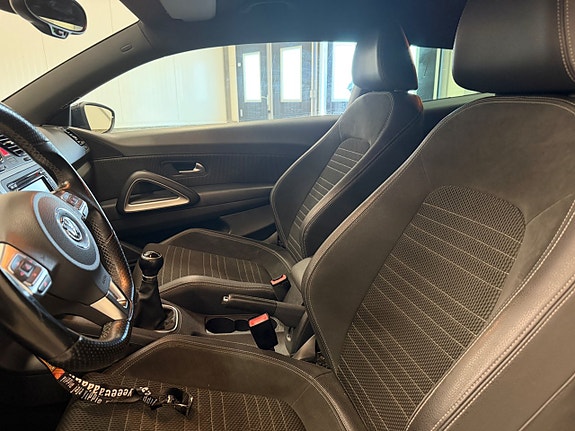 Volkswagen Scirocco 14 of 24