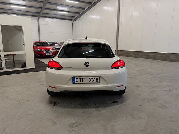 Volkswagen Scirocco 10 of 24