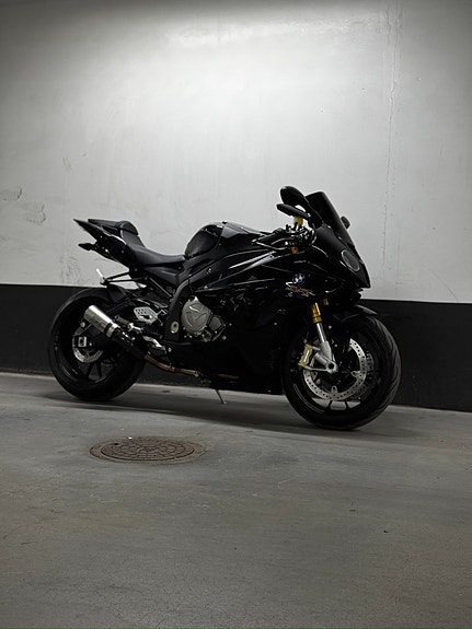 BMW S 1000 RR 3 of 4