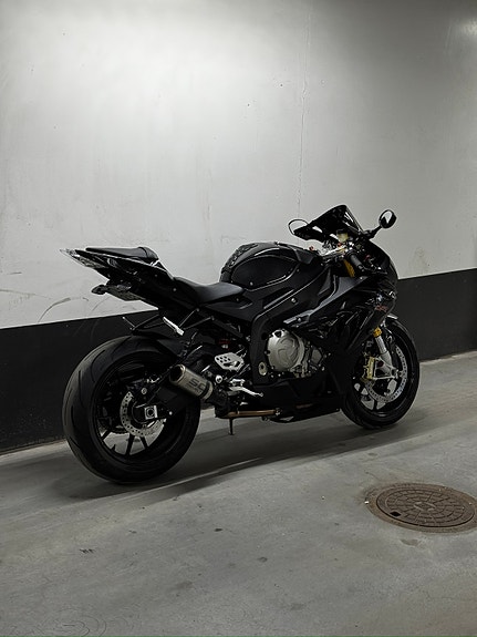 BMW S 1000 RR 2 of 4