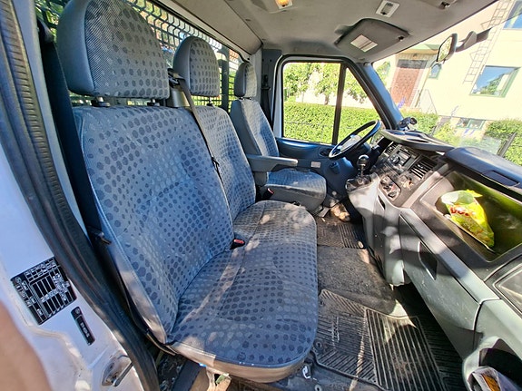 Ford Transit 5 of 5