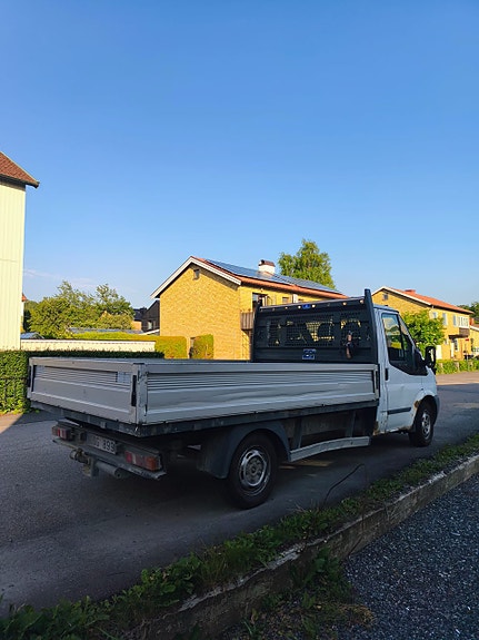 Ford Transit 3 of 5