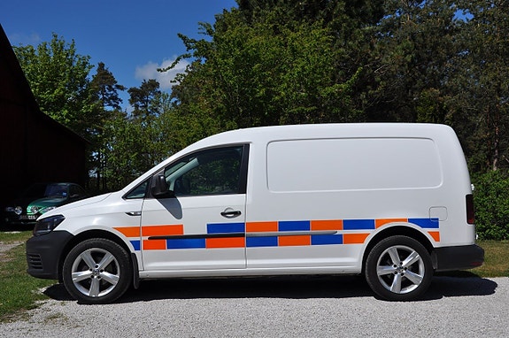 Volkswagen Caddy Maxi 2 of 5