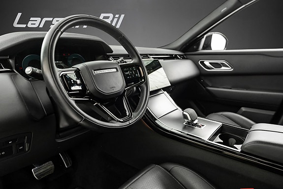 Land Rover Range Rover Velar 10 of 20
