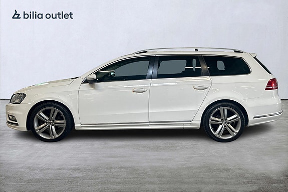 Volkswagen Passat 9 of 23