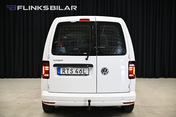 Volkswagen Caddy Maxi 11 of 30