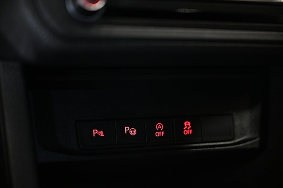 Volkswagen Caddy Maxi 29 of 30