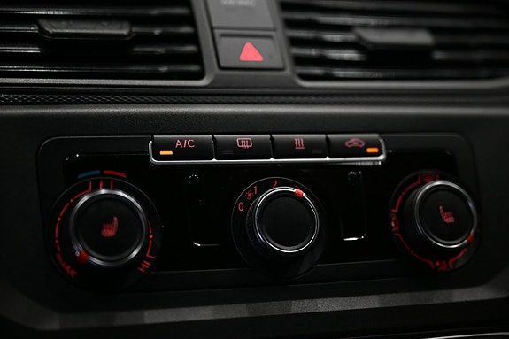 Volkswagen Caddy Maxi 23 of 30