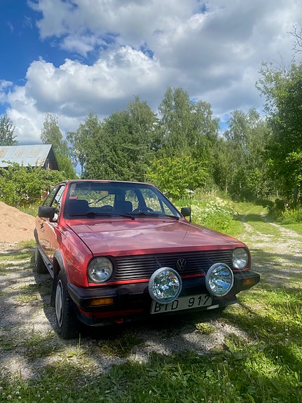 Volkswagen Polo 2 of 5