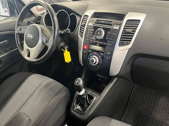 Kia Venga 10 of 18