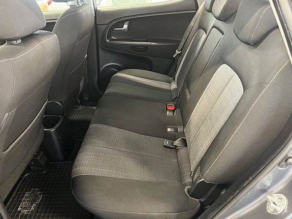 Kia Venga 14 of 18