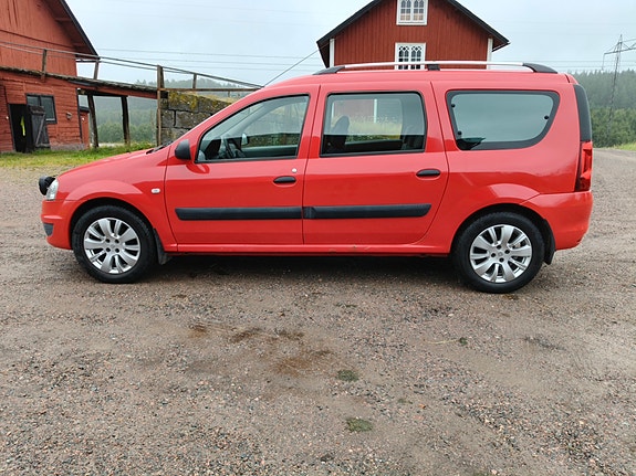 Dacia Logan 3 of 5