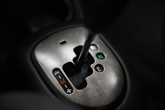 Toyota Yaris 13 of 24