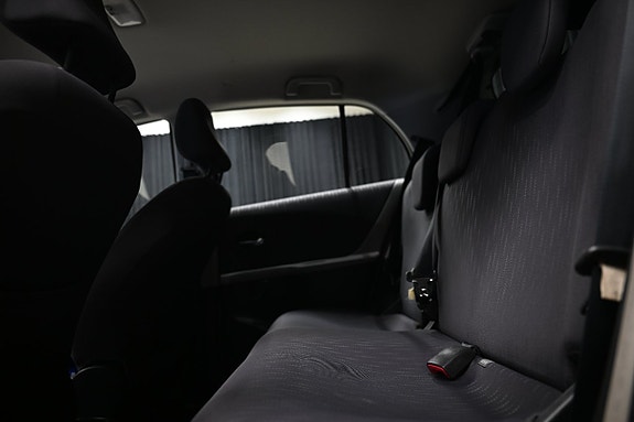 Toyota Yaris 22 of 24