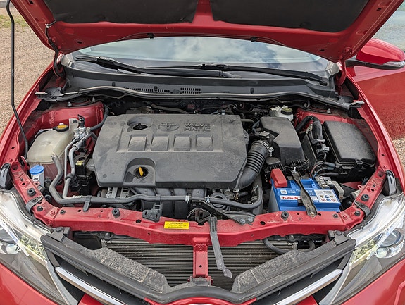 Toyota Auris 10 of 11