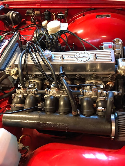 Triumph TR6 3 of 10