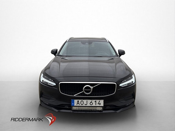 Volvo V90 2 of 5