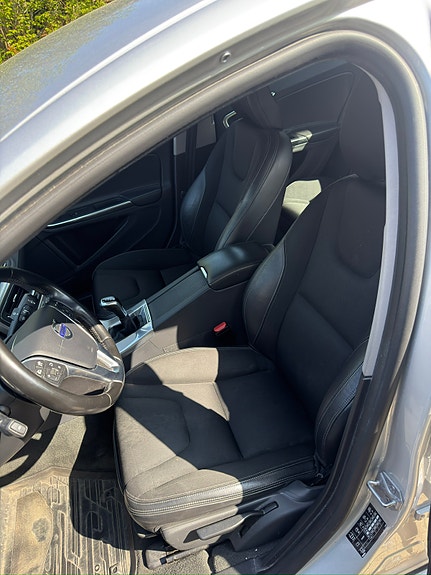 Volvo S60 5 of 5