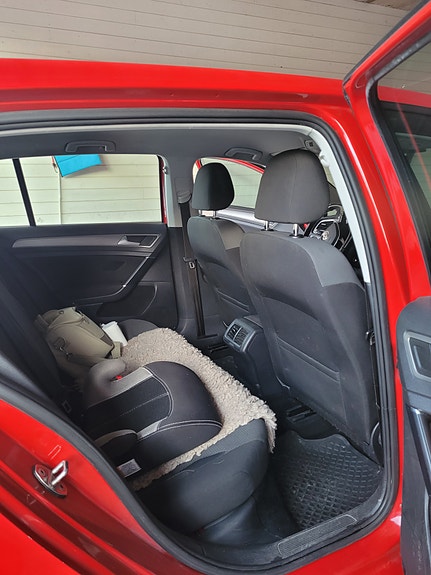 Volkswagen Golf VII 5 of 5