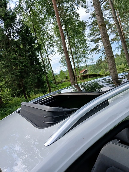 Volkswagen Golf Alltrack 3 of 5