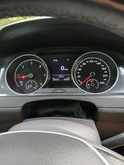 Volkswagen Golf Alltrack 11 of 14
