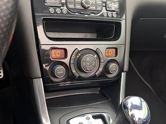Peugeot 308 18 of 28