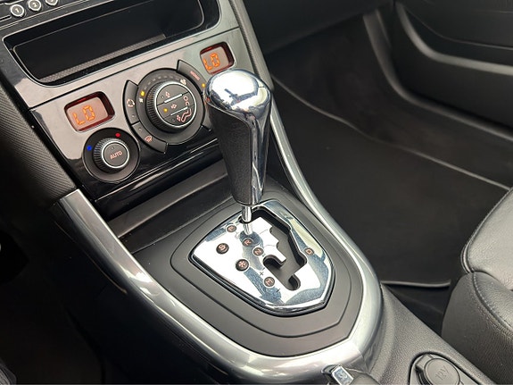 Peugeot 308 19 of 28