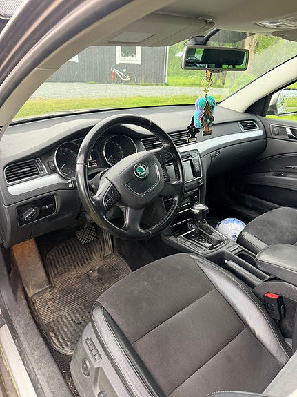 Skoda Superb 5 of 5
