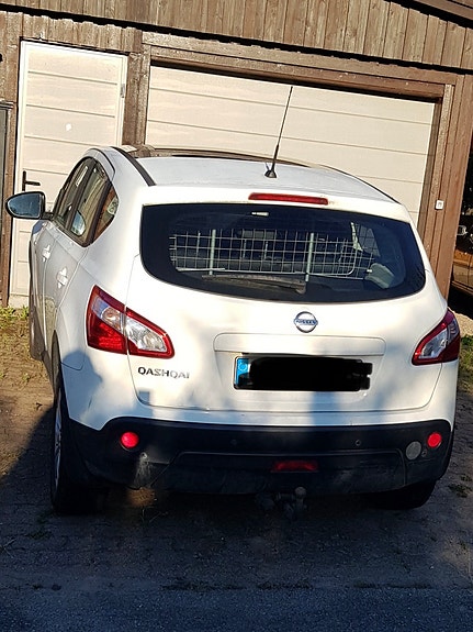 Nissan Qashqai 2 of 9