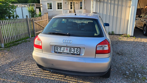Audi A3 4 of 11
