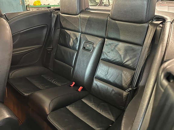 Volkswagen Eos 13 of 19