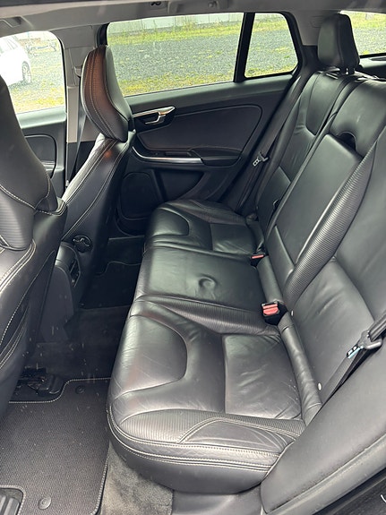Volvo V60 5 of 5