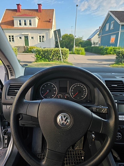 Volkswagen Golf V 12 of 15