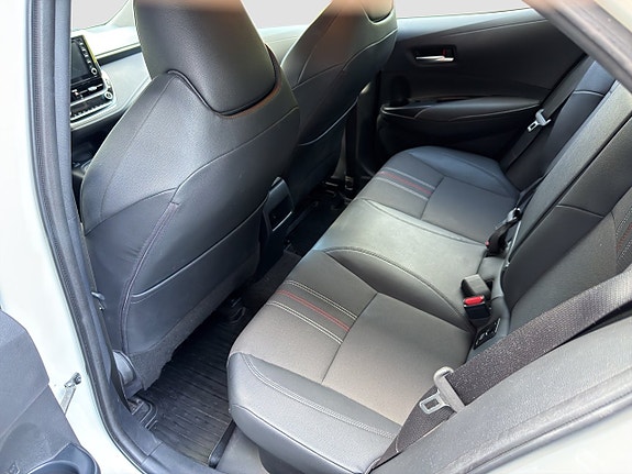 Toyota Corolla 12 of 15