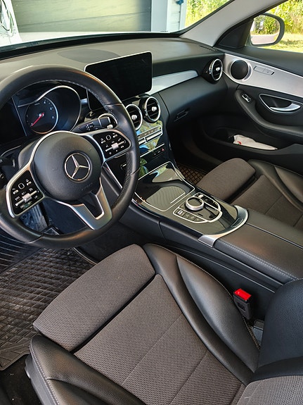 Mercedes-Benz C220 5 of 5
