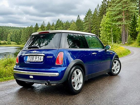 MINI Cooper 6 of 11