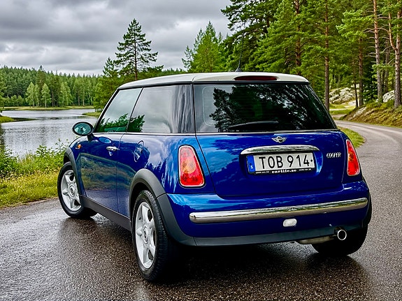 MINI Cooper 7 of 11