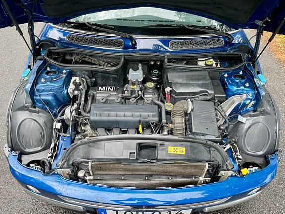 MINI Cooper 11 of 11