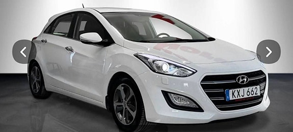 Hyundai i30 2 of 5