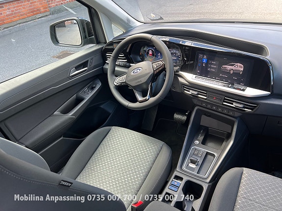 Ford Connect Tourneo 26 of 30