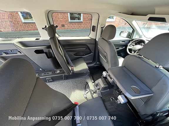 Ford Connect Tourneo 23 of 30