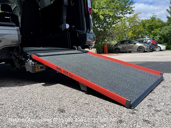 Ford Connect Tourneo 19 of 30