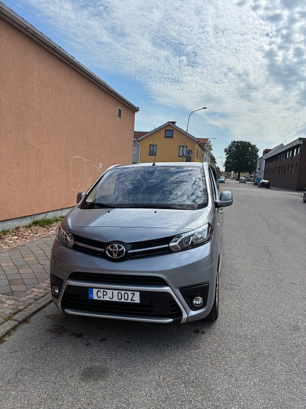 Toyota Proace Verso 3 of 4