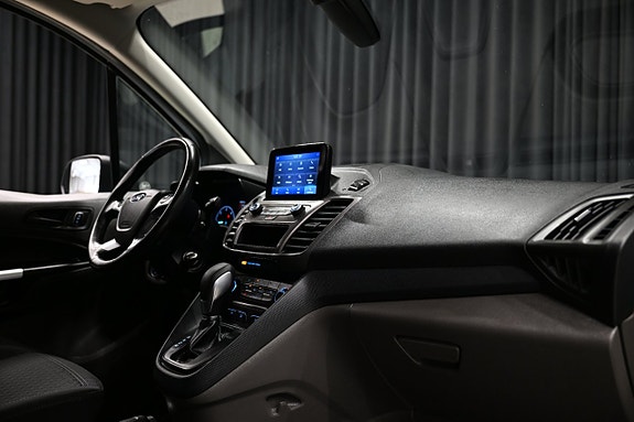 Ford Transit Connect 28 of 30